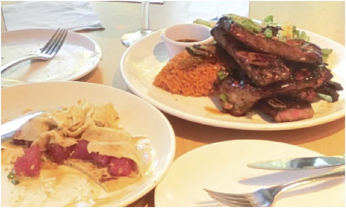 地元レストランの美食